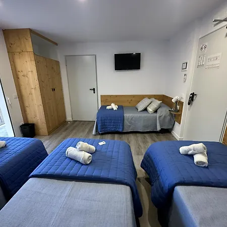 Malva Hostel Estartit-2